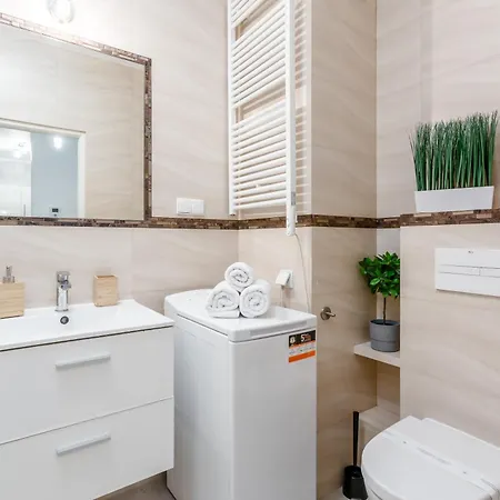 Apartment In Ii Warsaw