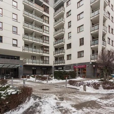 Apartment In Ii Warsaw